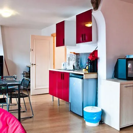 Bed & Breakfast The Swaen Juwelier *